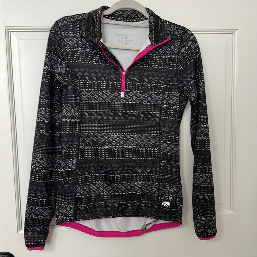 Marika tek Dry-wik pullover Size small